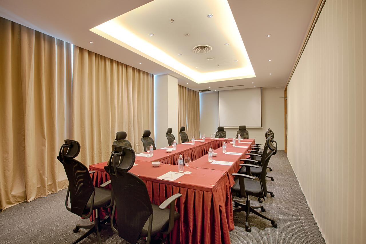 Wp Hotel Куала-Лумпур Экстерьер фото